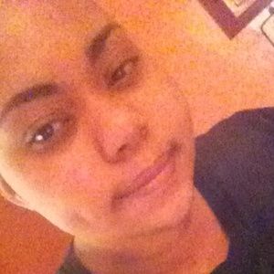 Meet your Posher, Dayanara