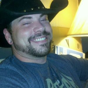 Meet your Posher, Colby