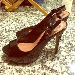 Vince Camuto black heels