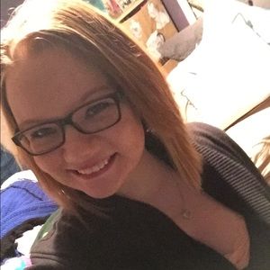 Meet your Posher, Nina