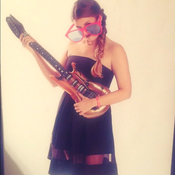 Meet your Posher, Sarah - Picture 2 of 8