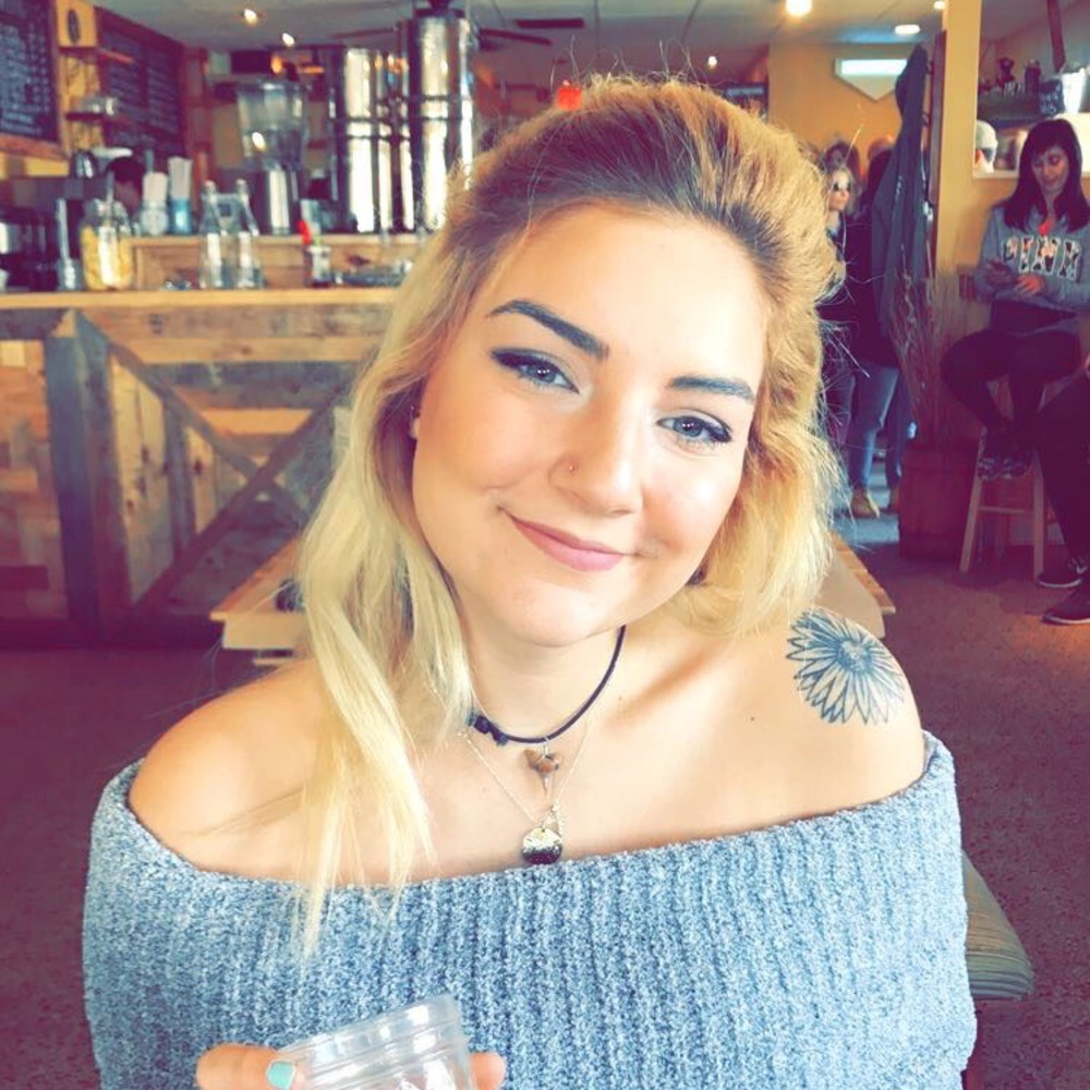 Meet your Posher, Victoria