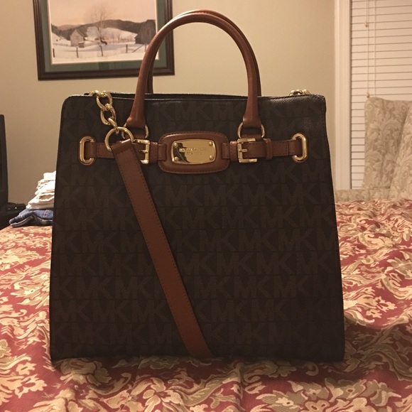 SOLD 🎉New! Michael Kors Large Hamilton Tote! - Picture 1 of 4