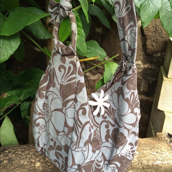Roxy Handbags - 💕ROXY BAG💕SALE