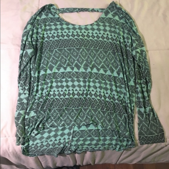 Long sleeve patterned shirt