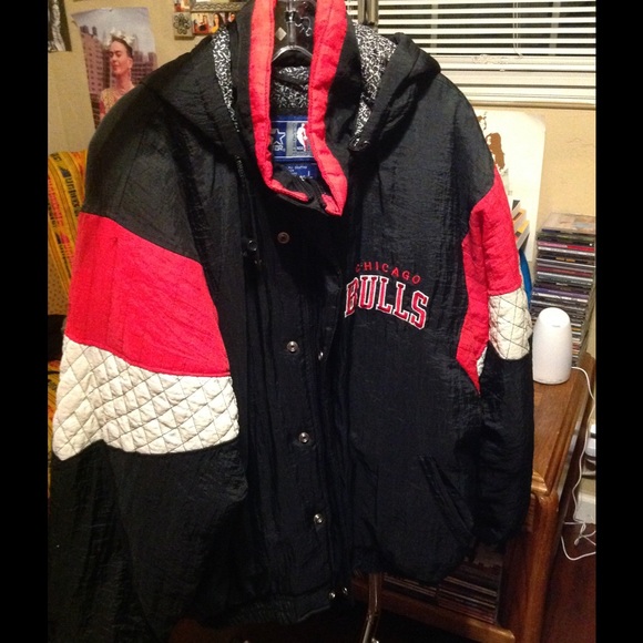 Vintage Starter Chicago Bulls Jacket