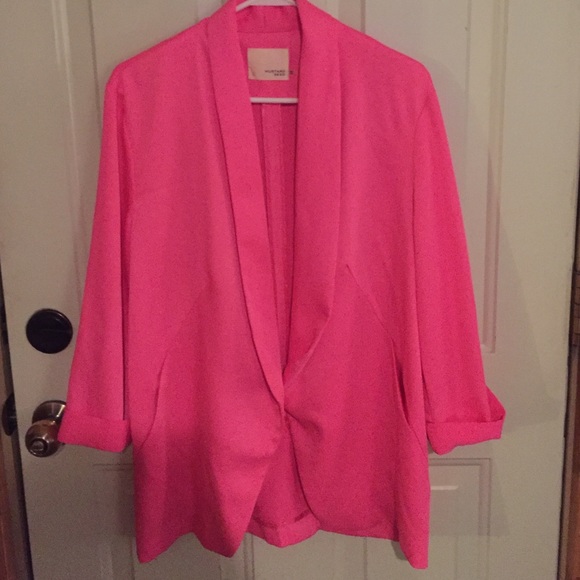 Hot Pink blazer!