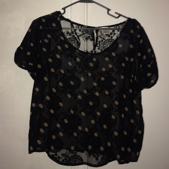 lace back pocka dot top. In perfect condition!