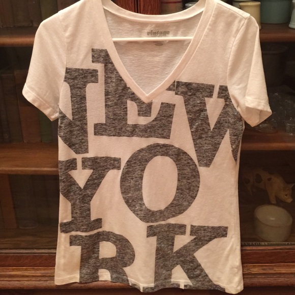 Graphic tee