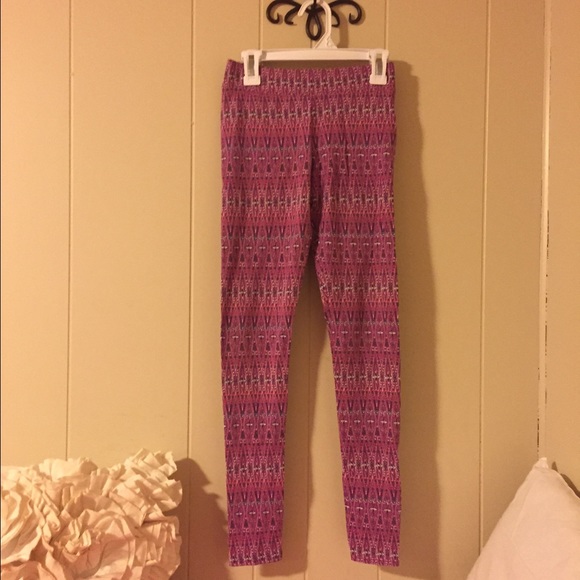 American eagle purple Aztec leggings