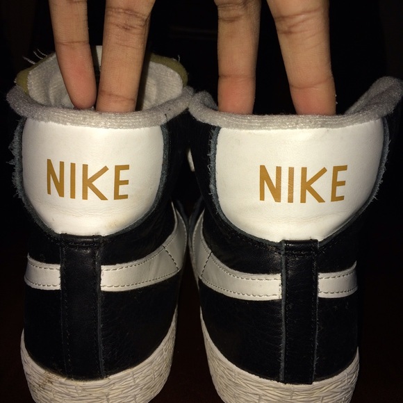leather vintage Nike