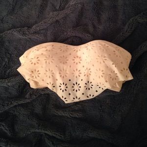 Strapless bikini top. Barely worn.