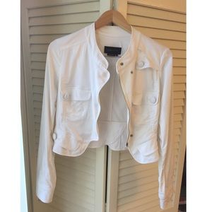 🕘🕜🕡🕠48 hour hold🕧🕢🕝🕗CBGmaxazria Jacket