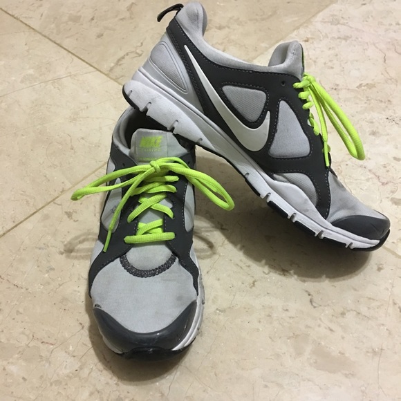 ❗️SOLD❗️Nike TR2 w/ memory foam insoles - Picture 1 of 4