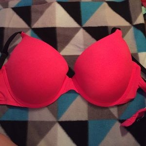 Push-up Victoria's Secret bra