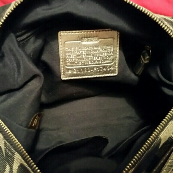 ❌❌SOLD❌❌Authentic~Coach Purse - Picture 4 of 4