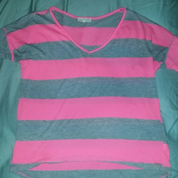 Striped high low tee