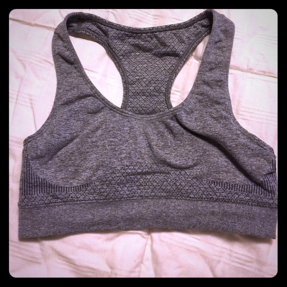 Sports bra