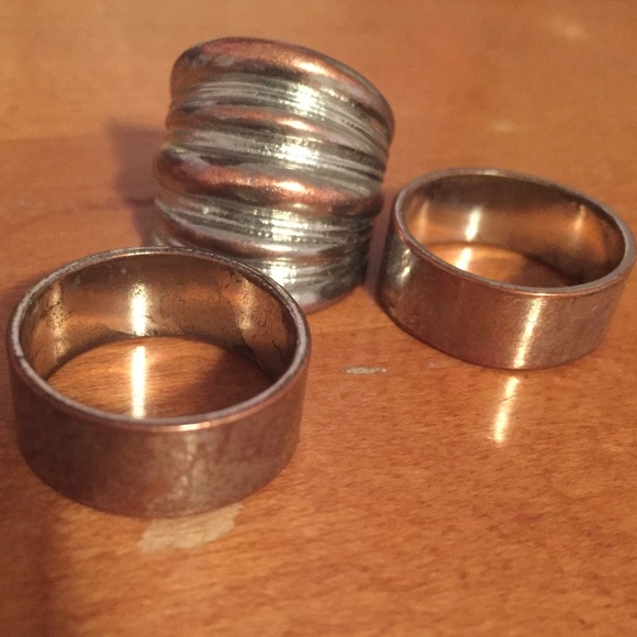 Three Ring Set - Picture 2 of 3