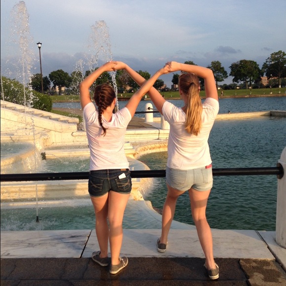 Meet your Posher, Arianna - Picture 1 of 1