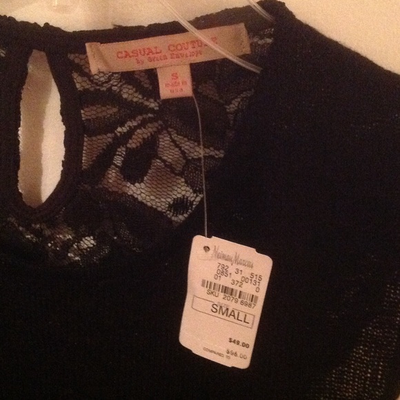 Casual Couture lace back crop top - Picture 4 of 4