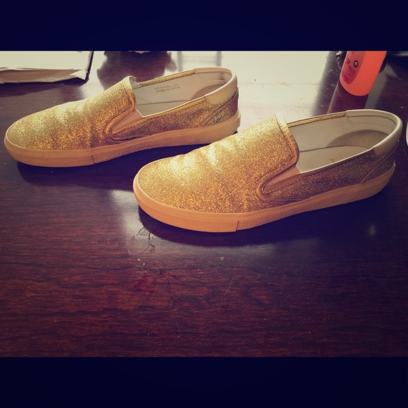 !!FLASH SALE!! Gold Saint Lauren Leather Slips Ons