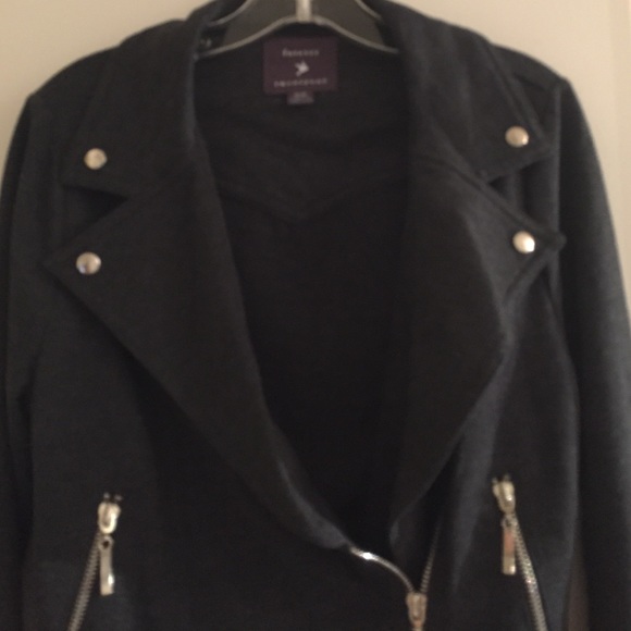 Forever 21 jacket - Picture 3 of 3