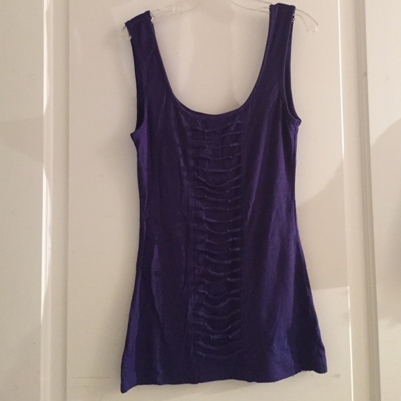 G by Guess purple tank top