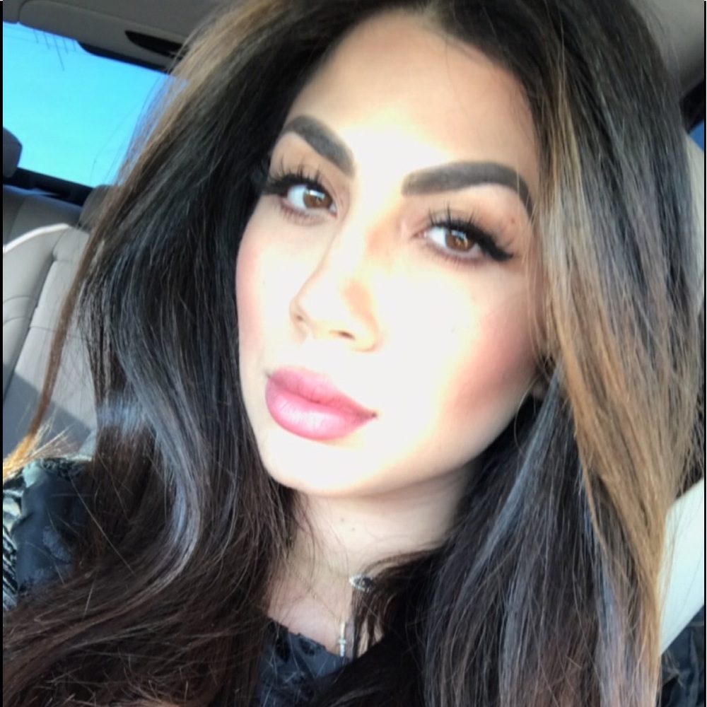 Meet your Posher, Amanda