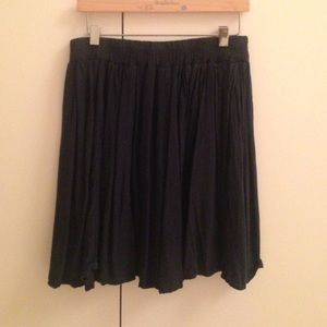 Brandy Melville skirt