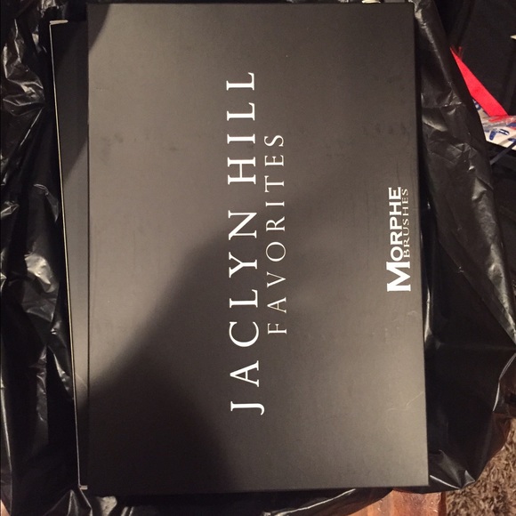 Jaclyn hill favorites palette!(SOLD)