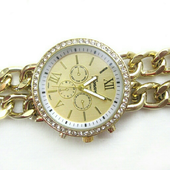 SALE! FINAL!Gold Tone Statement Fashion Watch - Picture 4 of 4