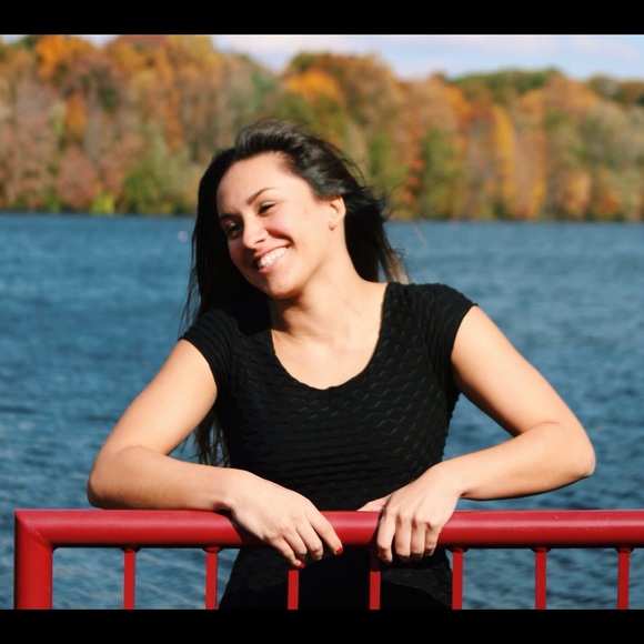 Meet your Posher, Brynn - Picture 3 of 3