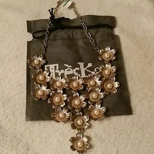 FINAL PRICE ! PEARL NECKLACE