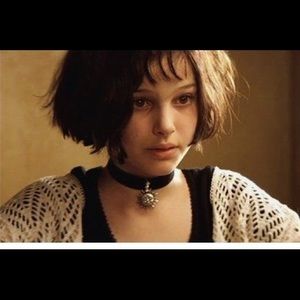 Matilda inspired 90s crochet crop cardi