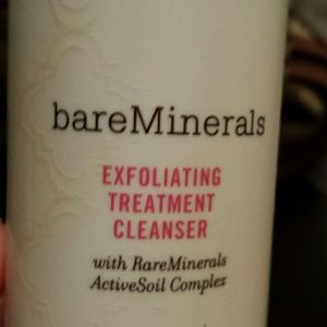 Bare Minerals Exfoliating Treatment Cleanser