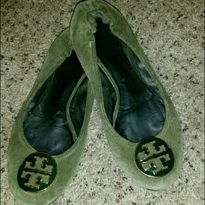 *Flash Sale* Tory Burch Suede Flats size 8