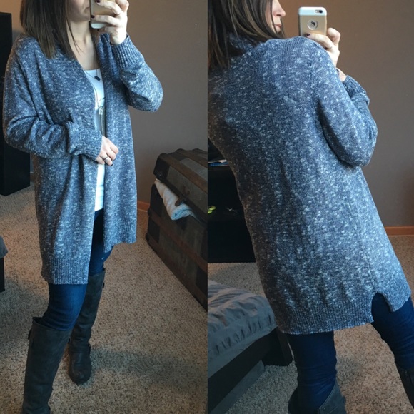 Reserved
🛍 Grey Marbled Long Knitted Cardi - Picture 2 of 2