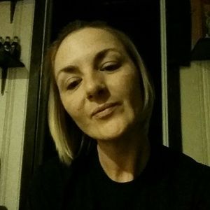 Meet your Posher, Kelly