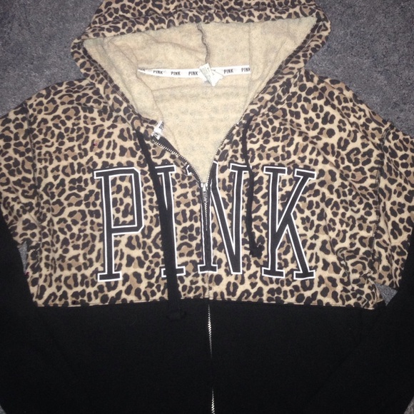 VS Hoodie - Picture 2 of 3