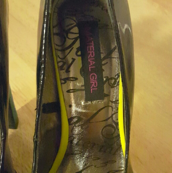 Material Girl Colorblock Heels - Picture 3 of 4