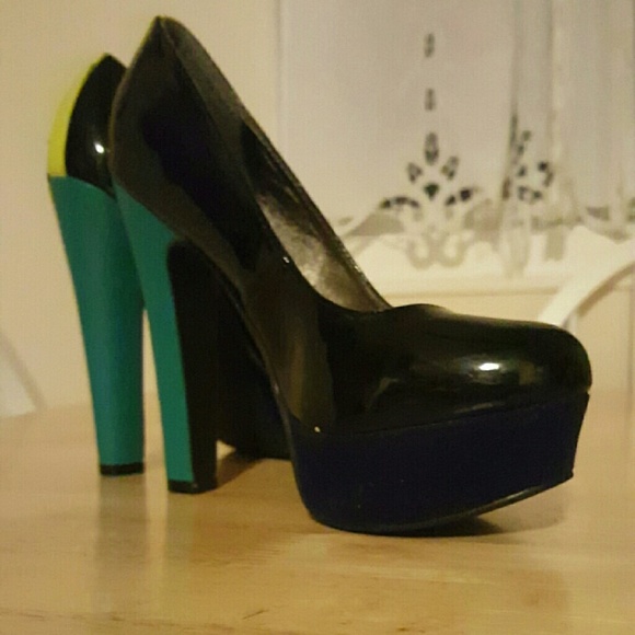 Material Girl Colorblock Heels - Picture 4 of 4