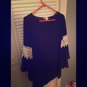 Black decorated sleeved dress