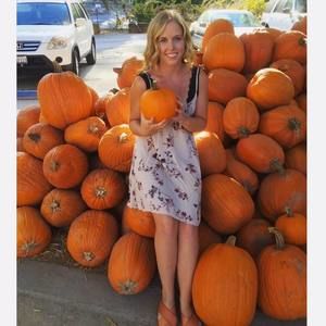 Meet your Posher, Annika