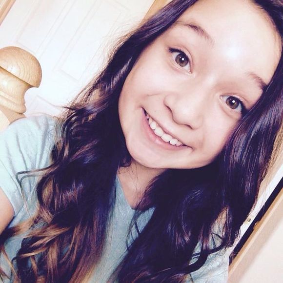 Meet your Posher, Jenna - Picture 1 of 1