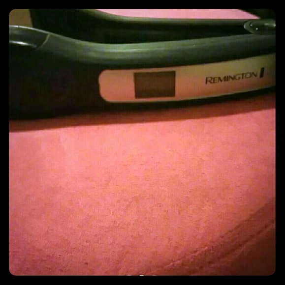 Wet 2 straight hair iron