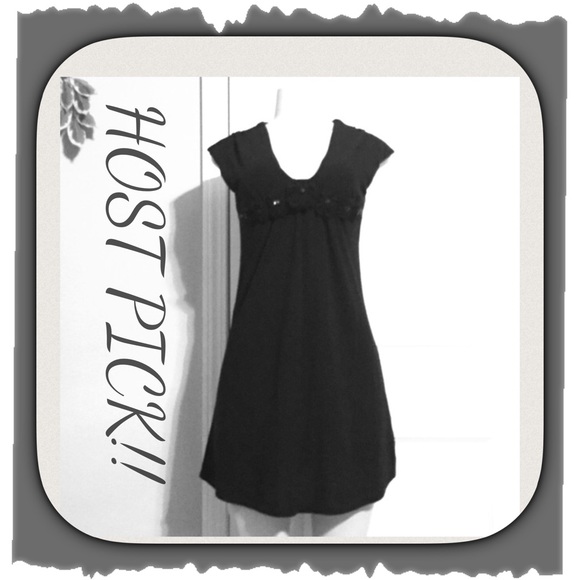😁NWT!!! Funky People little black dress