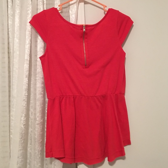 Peplum tops - Picture 4 of 4
