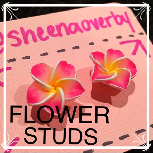 Hawaiian Flower Stud Earrings