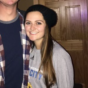 Meet your Posher, Kara